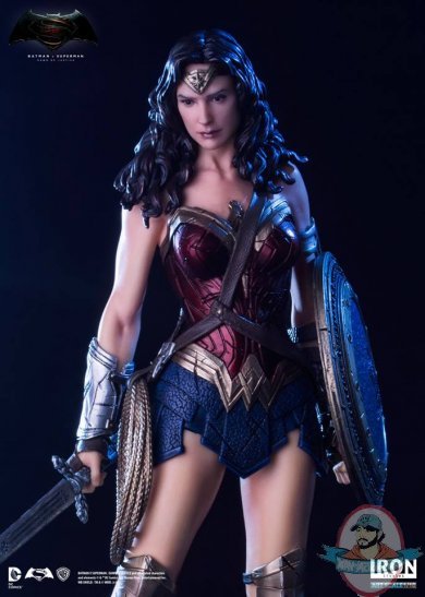 Wonder Woman "Batman v Superman: Dawn of Justice" Iron Studios Wonder Woman "Batman v Superman: Dawn of Justice" Iron Studios