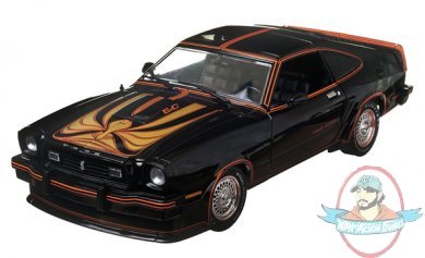 1:18 1978 Ford Mustang II King Cobra Black & Gold Greenlight DMG PKG