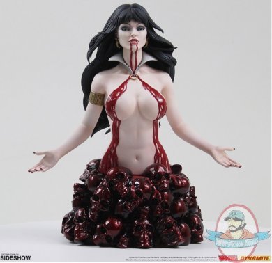Vampirella (Red Reign Variant) Bust Dynamite Entertainment