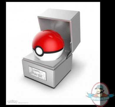 Pokémon Poké Ball Replica The Wand Company 907125