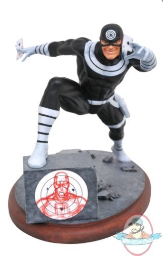 Marvel Premier Collection Bullseye Statue Diamond Select