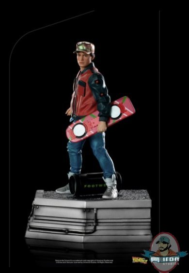 1/10 BTTFII Marty McFly Statue Iron Studios 909534