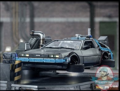1/10 BTTFII DeLorean Set Regular Version Iron Studios 909536