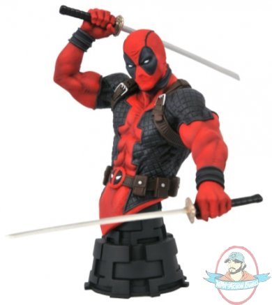 1/7 Scale Marvel Comic Deadpool Bust by Diamond Select