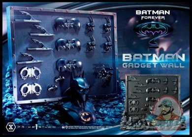 1/3 DC Comics Batman Gadget Wall Statue Prime 1 910308