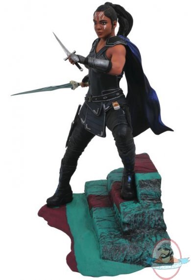 Thor: Ragnarok Valkyrie Gallery Statue Diamond Select Thor: Ragnarok Valkyrie Gallery Statue Diamond Select