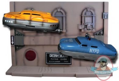 The Fifth Element: Flying Cars Diorama by Hollywood Collectibles Group The Fifth Element: Flying Cars Diorama by Hollywood Collectibles Group