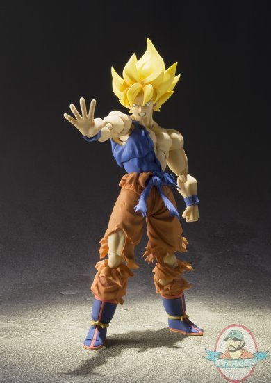 S.H. Figuarts Super Saiyan Son Goku Warrior Awakening BAN96470 Used JC S.H. Figuarts Super Saiyan Son Goku Warrior Awakening BAN96470 Used JC