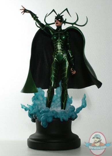 Marvel Hela Statue 16 inch Tall by Bowen Designs