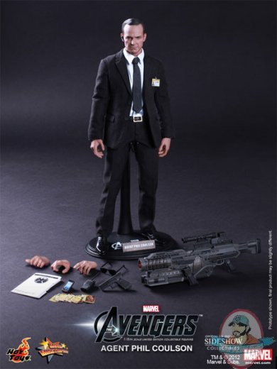 1/6 Scale The Avengers Agent Phil Coulson Exclusive Edition Hot Toys 1/6 Scale The Avengers Agent Phil Coulson Exclusive Edition Hot Toys