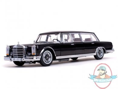 1:18 Scale 1966 Mercedes-Benz 600 Pullman Acme SS-2209