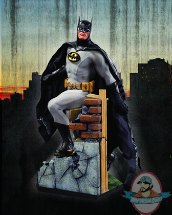Batman Version 2 1/4 Scale Museum Quality Statue by DC Direct Batman Version 2 1/4 Scale Museum Quality Statue by DC Direct