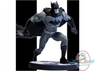 Batman Black And White Statue The New 52 Jim Lee Version Batman Black And White Statue The New 52 Jim Lee Version