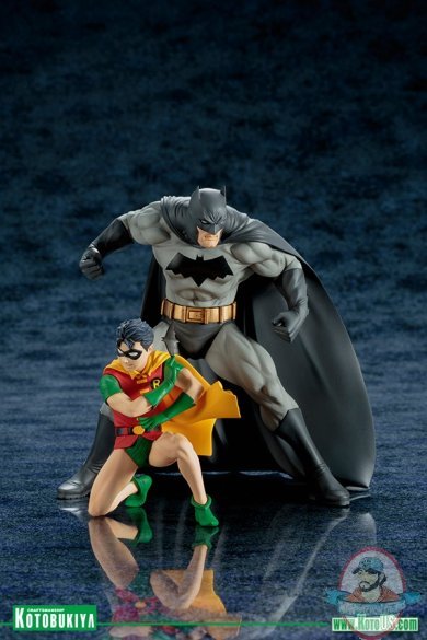 DC COMICS Batman & Robin Set 1/10 Scale ArtFX+ Statue Kotobukiya DC COMICS Batman & Robin Set 1/10 Scale ArtFX+ Statue Kotobukiya