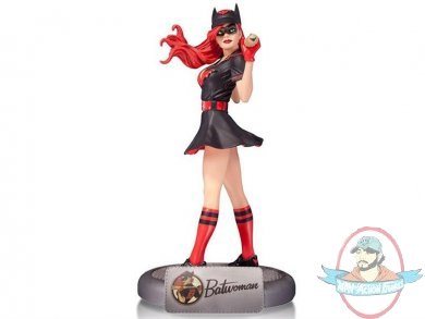 DC Comics Bombshells Batwoman Statue by Dc Collectibles