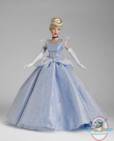 Tonner Cinderella Disney 15" inch Dressed Doll LE 1000 Tonner Cinderella Disney 15" inch Dressed Doll LE 1000