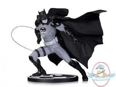 Batman Black & White Statue (Ivan Reis) DC Collectibles Batman Black & White Statue (Ivan Reis) DC Collectibles