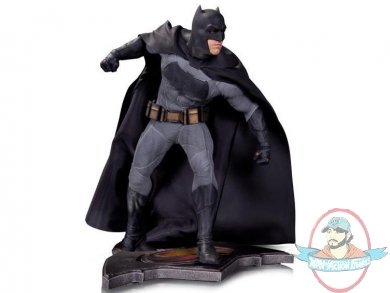 Batman Vs. Superman Dawn of Justice 1/6 Statue Batman Batman Vs. Superman Dawn of Justice 1/6 Statue Batman