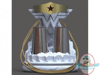 Wonder Woman Tiara, Bracelets, & Lasso Prop Set Dc Collectibles 