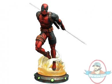 Marvel Gallery Statue Deadpool by Diamond Select Marvel Gallery Statue Deadpool by Diamond Select