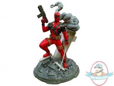 Marvel Deluxe Model Kit Deadpool by Diamond Select Marvel Deluxe Model Kit Deadpool by Diamond Select