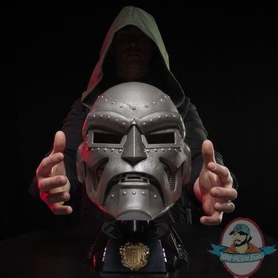 Marvel Legends Doctor Doom Helmet w/ Hood Hasbro
