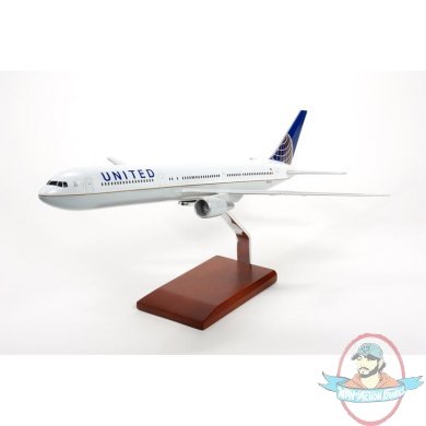 B767-400 Continental/United 1/100 Scale Model KB767CAUTR Toys & Models