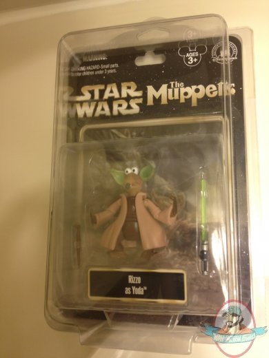 Star Wars Celebration VI Exclusive Muppets Rizzo as Yoda Disney