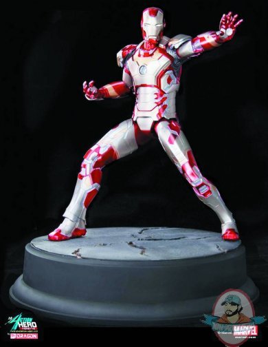 Iron Man 3 MK. 42 Previews Exclusive Action Hero Vignettes Diamond Iron Man 3 MK. 42 Previews Exclusive Action Hero Vignettes Diamond