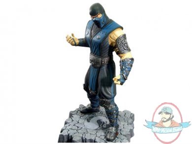Mortal Kombat Sub-Zero Premium Format Statue 18" 