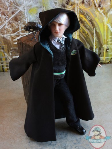 12" SLYTHERIN HOUSE ROBE by Tonner Doll 12" SLYTHERIN HOUSE ROBE by Tonner Doll