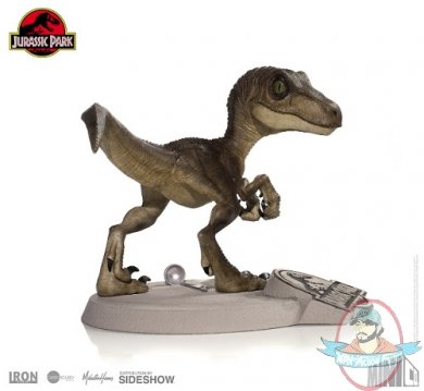 2019_01_11_11_19_53_https_www.sideshowtoy.com_assets_products_904328_velociraptor_mini_co_lg_juras.jpg