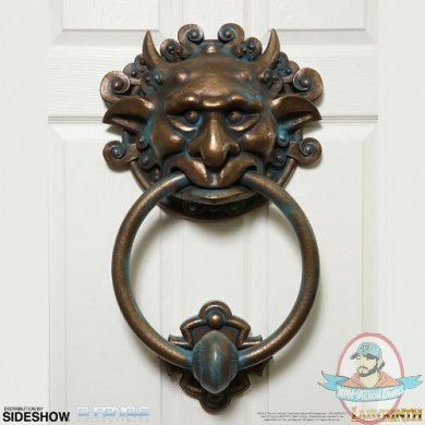 2019_02_21_16_57_45_https_www.sideshowtoy.com_assets_products_904389_labyrinth_door_knocker_set_lg.jpg