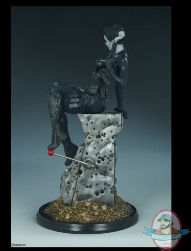 2019_02_27_17_40_03_marvel_domino_premium_format_tm_figure_by_sideshow_sideshow_internet_explor.jpg