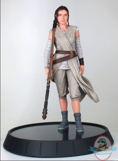 2019_05_06_14_49_40_star_wars_milestones_the_force_awakens_rey_statue_gentle_giant_ltd_internet_.jpg