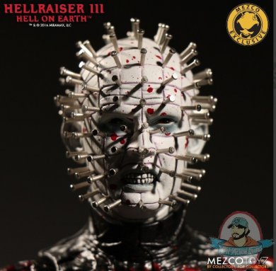 2019_07_09_10_31_44_hellraiser_iii_hell_on_earth_12_bloody_pinhead_mezco_toyz_internet_explore.jpg