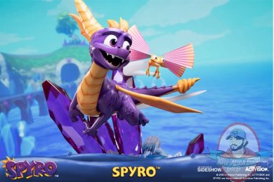 2019_08_15_15_09_28_https_www.sideshow.com_storage_product_images_905115_spyro_spyro_gallery_5d4c9.jpg