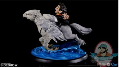 2019_08_21_11_49_10_https_www.sideshow.com_storage_product_images_905119_harry_potter_and_buckbeak.jpg