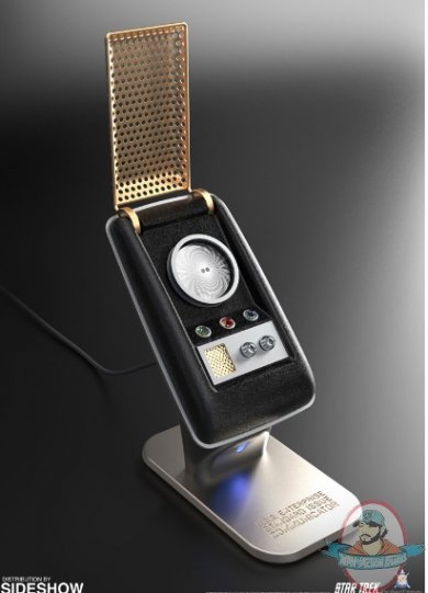 2019_10_17_17_55_23_https_www.sideshow.com_storage_product_images_905371_star_trek_bluetooth_commu.jpg
