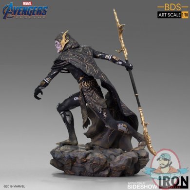 2019_12_20_13_49_39_https_www.sideshow.com_storage_product_images_905658_corvus_glaive_black_order.jpg