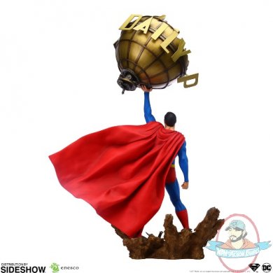 2019_12_23_06_20_38_superman_sixth_scale_statue_by_enesco_and_grand_jester_studios_sideshow_collec.jpg