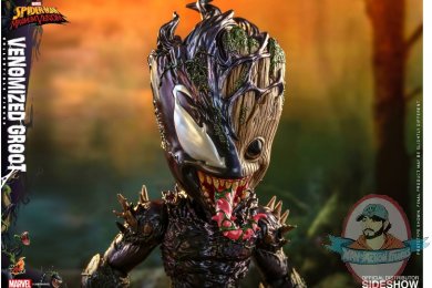 2020_10_28_13_48_56_https_www.sideshow.com_storage_product_images_906989_venomized_groot_marvel_ga.jpg