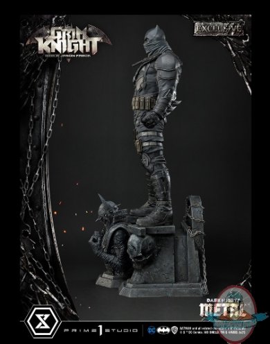 2021_02_09_12_19_00_dc_comics_the_grim_knight_statue_by_prime_1_studio_sideshow_collectibles_int.jpg