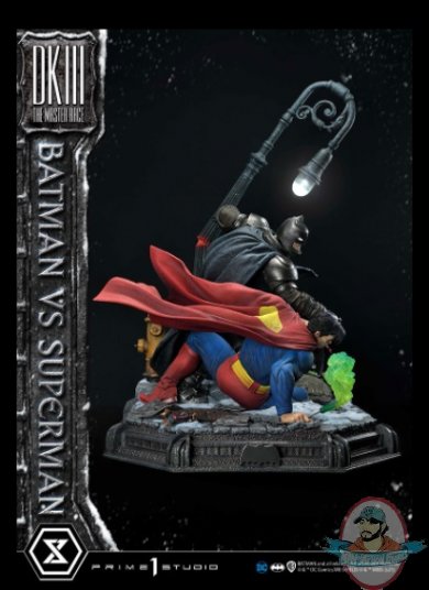 2021_05_24_10_14_18_batman_versus_superman_statue_by_prime_1_studio_sideshow_collectibles.jpg