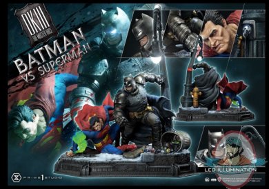 2021_05_24_10_16_02_batman_versus_superman_statue_by_prime_1_studio_sideshow_collectibles.jpg