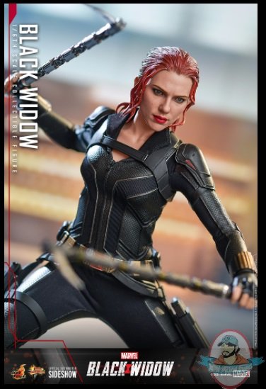 2021_07_15_22_33_16_black_widow_sixth_scale_collectible_figure_by_hot_toys_sideshow_collectibles.jpg