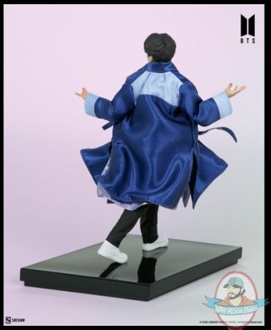 2021_07_28_10_25_13_jin_bts_idol_collection_deluxe_statue_sideshow_collectibles.jpg