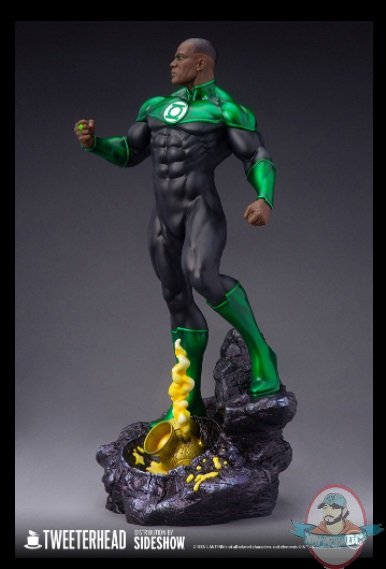 2021_07_28_15_01_14_dc_comics_john_stewart_green_lantern_maquette_by_tweeterhead_sideshow_collec.jpg