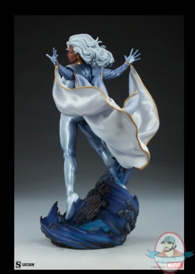 2021_07_29_09_56_55_storm_premium_format_figure_by_sideshow_collectibles_sideshow_collectibles.jpg