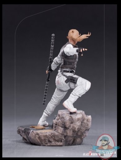 2021_08_02_07_09_17_yelena_1_10_bds_art_scale_statue_by_iron_studios_sideshow_collectibles.jpg